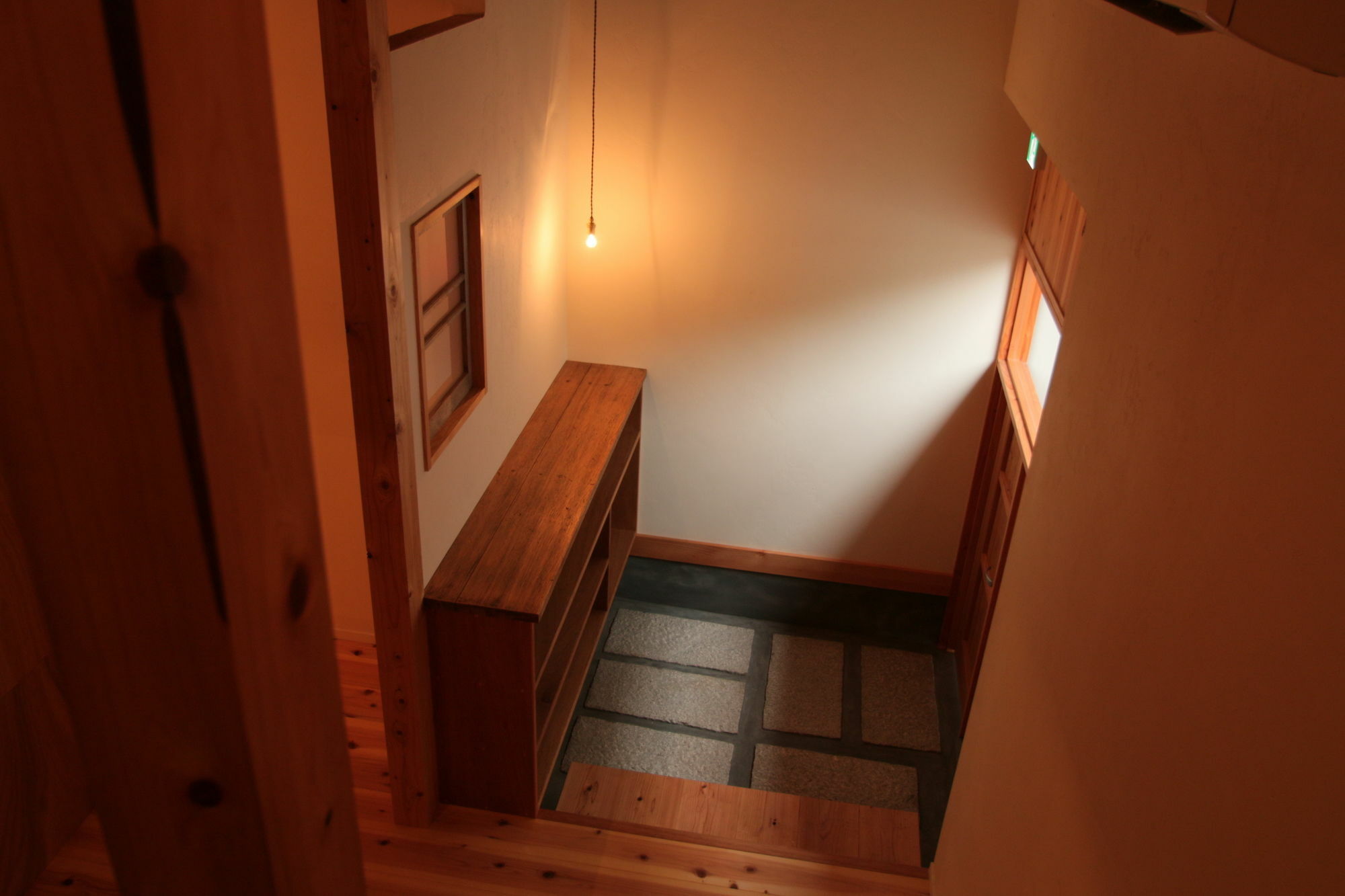 Lodging & Kin Osaka - Hostel Bagian luar foto