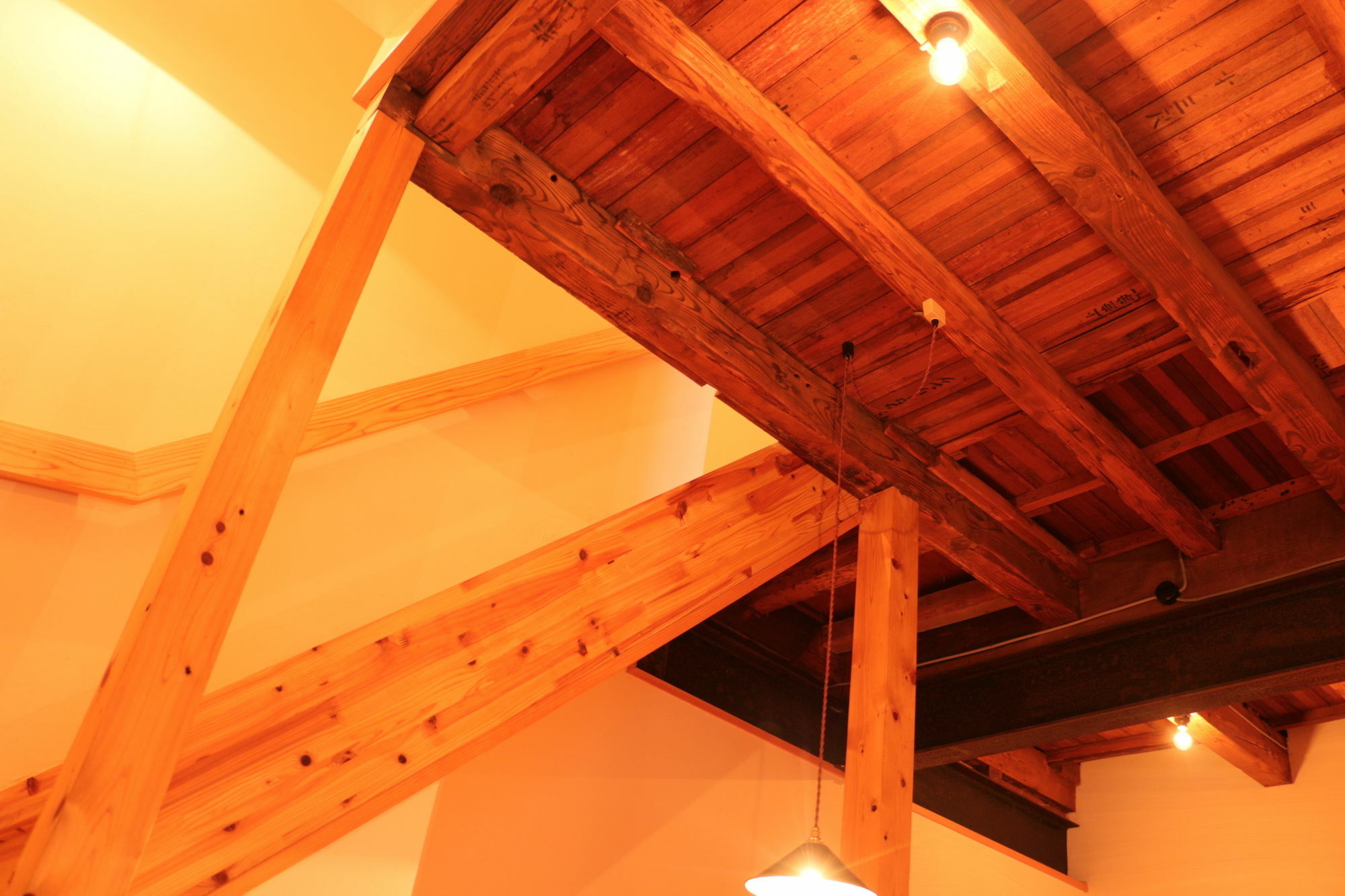 Lodging & Kin Osaka - Hostel Bagian luar foto