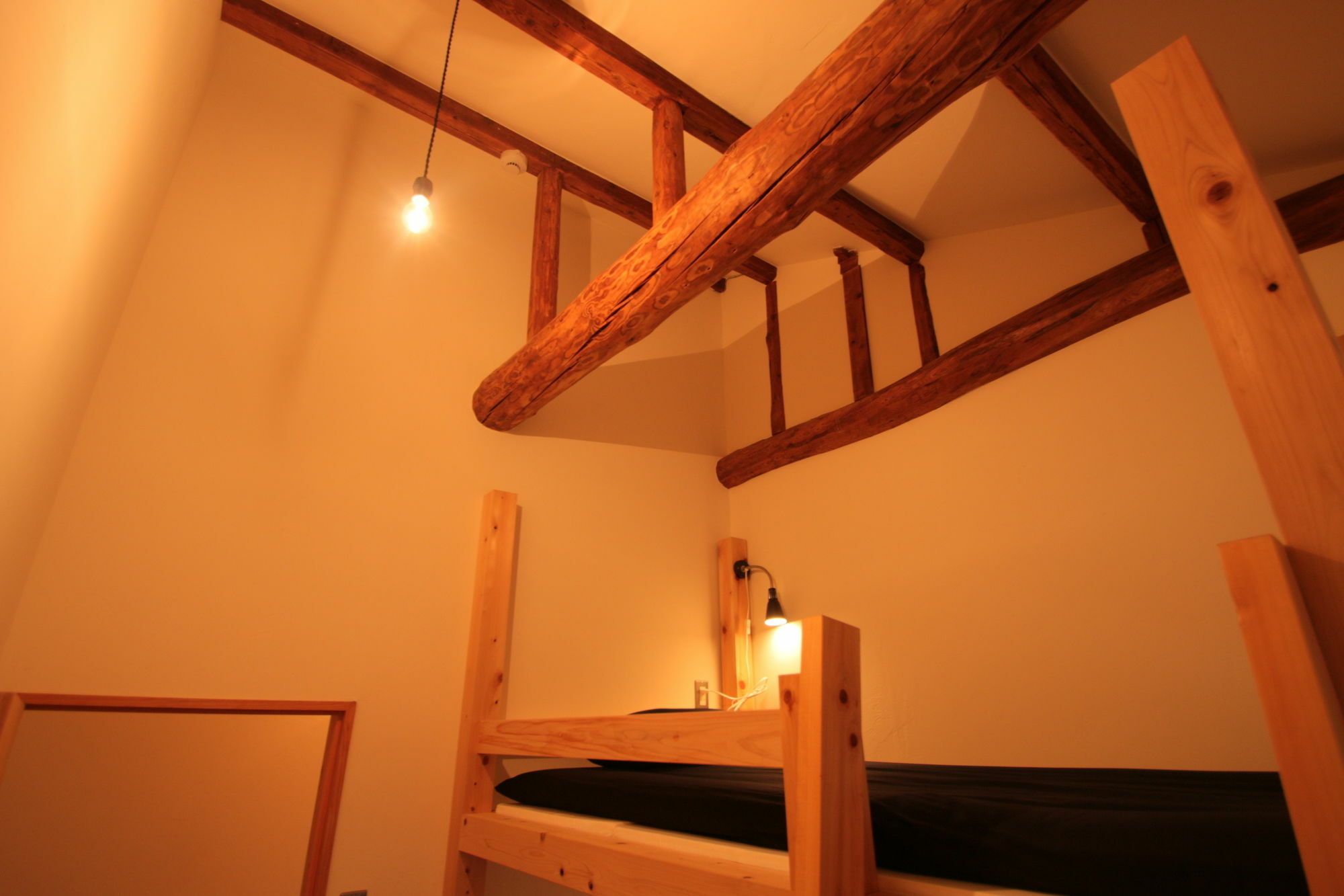 Lodging & Kin Osaka - Hostel Bagian luar foto